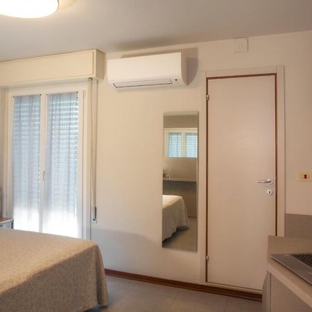 Hotel Norma Misano Adriatico Oda fotoğraf
